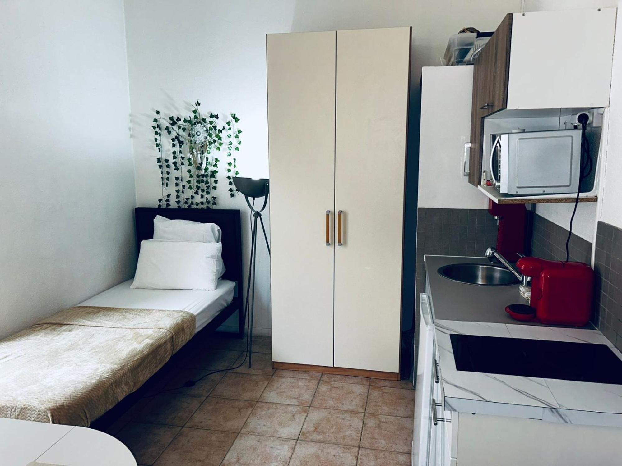 Lovely Studio Air Conditonned City Center ニース エクステリア 写真